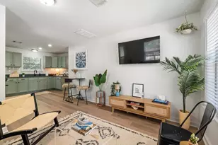 2109 Brackenridge St, Austin, TX 78704 - Photo 2