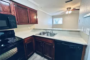 3702 S 2nd St, Austin, TX 78704 - Photo 10
