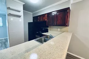 3702 S 2nd St, Austin, TX 78704 - Photo 4