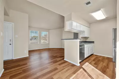 7111 E Highway 290 E, Austin, TX 78723 - Photo 6