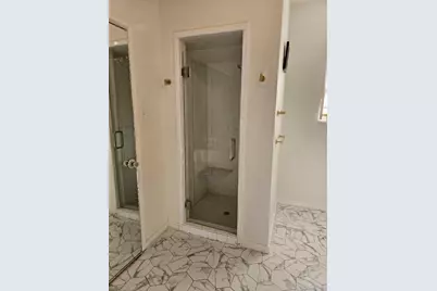 710 N Avenue C, Elgin, TX 78621 - Photo 14