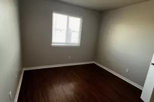 1172 Webberville Rd, Austin, TX 78721 - Photo 6