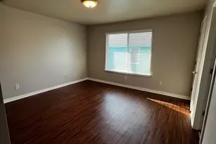 1172 Webberville Rd, Austin, TX 78721 - Photo 4