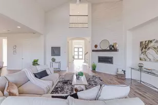 345 Two Creeks Ln, Austin, TX 78737 - Photo 12