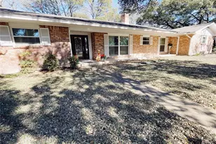 700 Shanklin Rd, Belton, TX 76513 - Photo 2