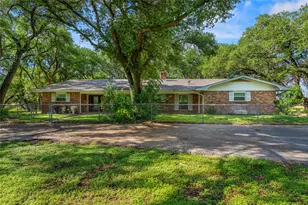 700 Shanklin Rd, Belton, TX 76513 - Photo 2