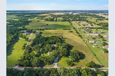 700 Shanklin Road, Belton, TX 76513 - Photo 1