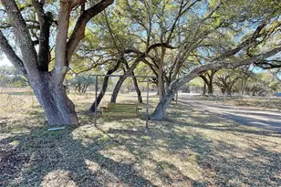 700 Shanklin Rd, Belton, TX 76513 - Photo 16