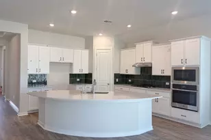 301 Oak Blossom Rd, Liberty Hill, TX 78642 - Photo 4