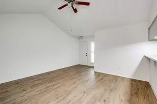 6210 Buffalo Pass, Austin, TX 78745 - Photo 6