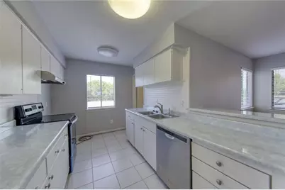 5801 Thunderbird Street #B-20, Lago Vista, TX 78645 - Photo 10