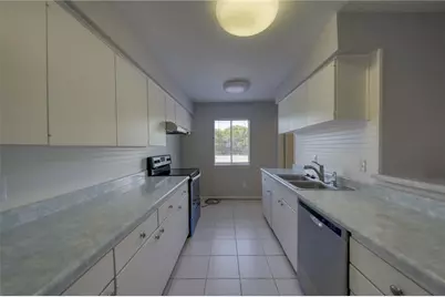 5801 Thunderbird Street #B-20, Lago Vista, TX 78645 - Photo 8