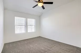 309 Colthorpe Ln, Hutto, TX 78634 - Photo 4