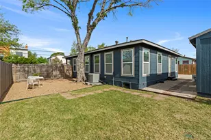 7803 Watson St, Austin, TX 78757 - Photo 36