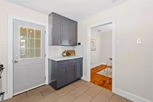 7803 Watson St, Austin, TX 78757 - Photo 14