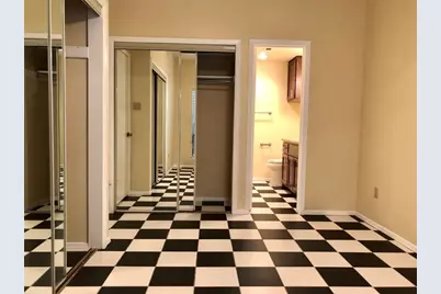 806 W 24th Street #107, Austin, TX 78705 - Photo 6