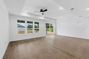 120 Centerfire Ln, Georgetown, TX 78633 - Photo 6