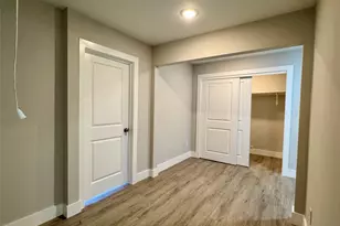 813 Central Ave, Elgin, TX 78621 - Photo 18