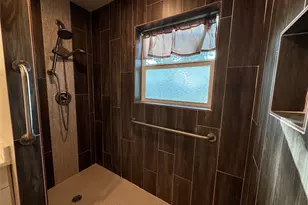 813 Central Ave, Elgin, TX 78621 - Photo 20