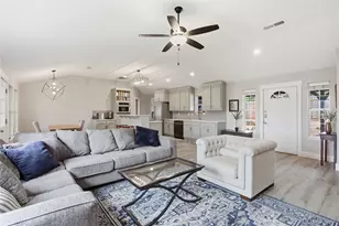 15200 Storm Dr, Austin, TX 78734 - Photo 10