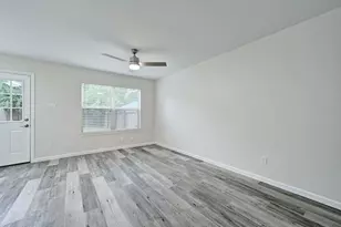 2320 Riddle Rd, Austin, TX 78748 - Photo 6