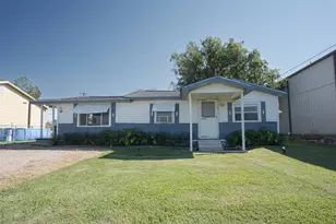 14 W Post Oak Ave, Rogers, TX 76569 - Photo 4