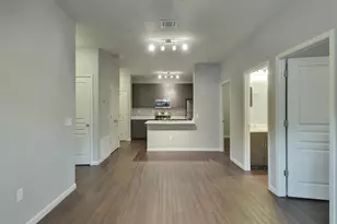 2822 Rio Grande St, Austin, TX 78705 - Photo 2