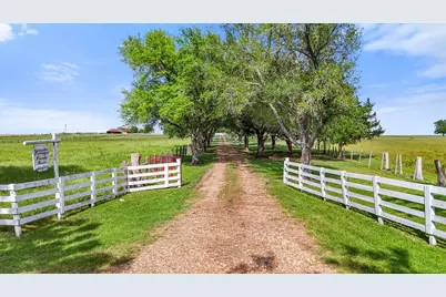 9058 Sam Houston Road, Brenham, TX 77833 - Photo 26