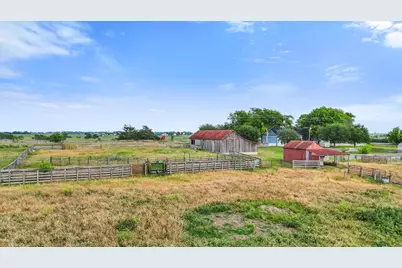 9058 Sam Houston Road, Brenham, TX 77833 - Photo 36