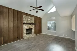 2711 St Edwards Cir, Austin, TX 78704 - Photo 4
