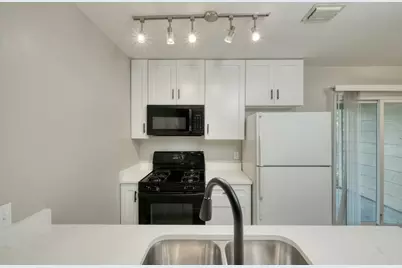 2711 Saint Edwards Circle #2, Austin, TX 78704 - Photo 8