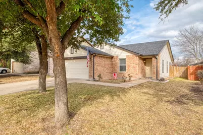 4302 Kings Canyon Drive, Taylor, TX 76574 - Photo 2