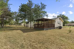 134 Tejas St, Smithville, TX 78957 - Photo 26