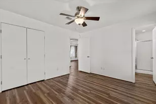 134 Tejas St, Smithville, TX 78957 - Photo 14
