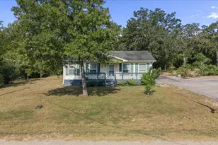 134 Tejas St, Smithville, TX 78957 - Photo 38