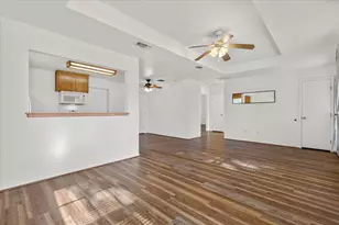 134 Tejas St, Smithville, TX 78957 - Photo 8