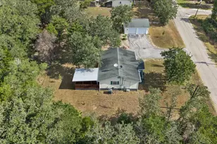 134 Tejas St, Smithville, TX 78957 - Photo 34