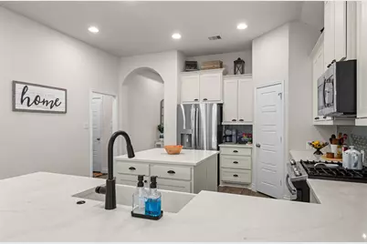 2404 Brook Crest Way, Leander, TX 78641 - Photo 8