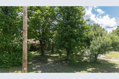 4302 N Main Street, Taylor, TX 76574 - Photo 30