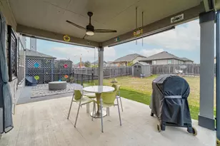 121 Kennicott Dr, Kyle, TX 78640 - Photo 22