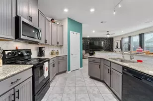 121 Kennicott Dr, Kyle, TX 78640 - Photo 6