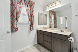 121 Kennicott Dr, Kyle, TX 78640 - Photo 16