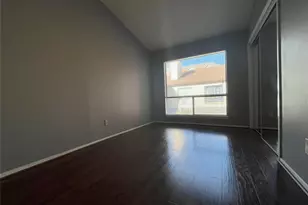 806 W 24th St, Austin, TX 78705 - Photo 10