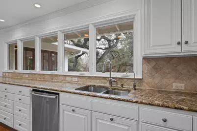 2711 Mountain Laurel Drive, Austin, TX 78703 - Photo 14