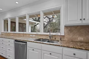 2711 Mountain Laurel Dr, Austin, TX 78703 - Photo 14