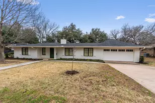 2711 Mountain Laurel Dr, Austin, TX 78703 - Photo 2