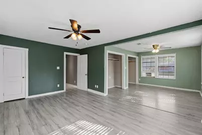 1401 E 29th Street, Bryan, TX 77802 - Photo 8