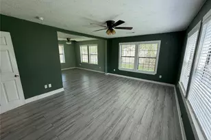 1401 E 29th St, Bryan, TX 77802 - Photo 2