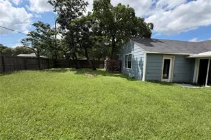 1401 E 29th St, Bryan, TX 77802 - Photo 12
