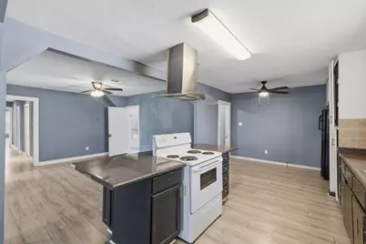 1401 E 29th Street, Bryan, TX 77802 - Photo 16